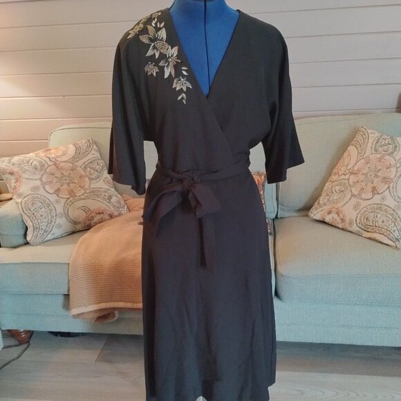 Tahari wrap dress size 12 - Picture 1 of 3